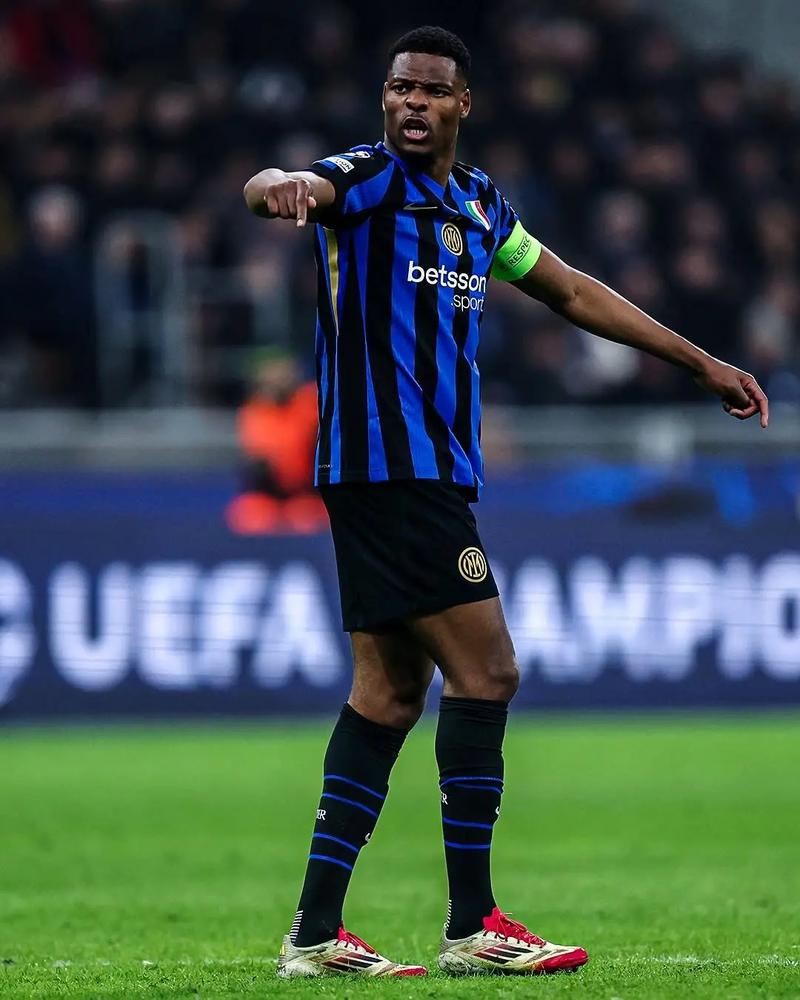 前意甲门将批意大利队：我们以为能吓住挪威，甚至打进9球（前意甲门将痛批意大利队：以为能震慑挪威，甚至妄想攻入9球）