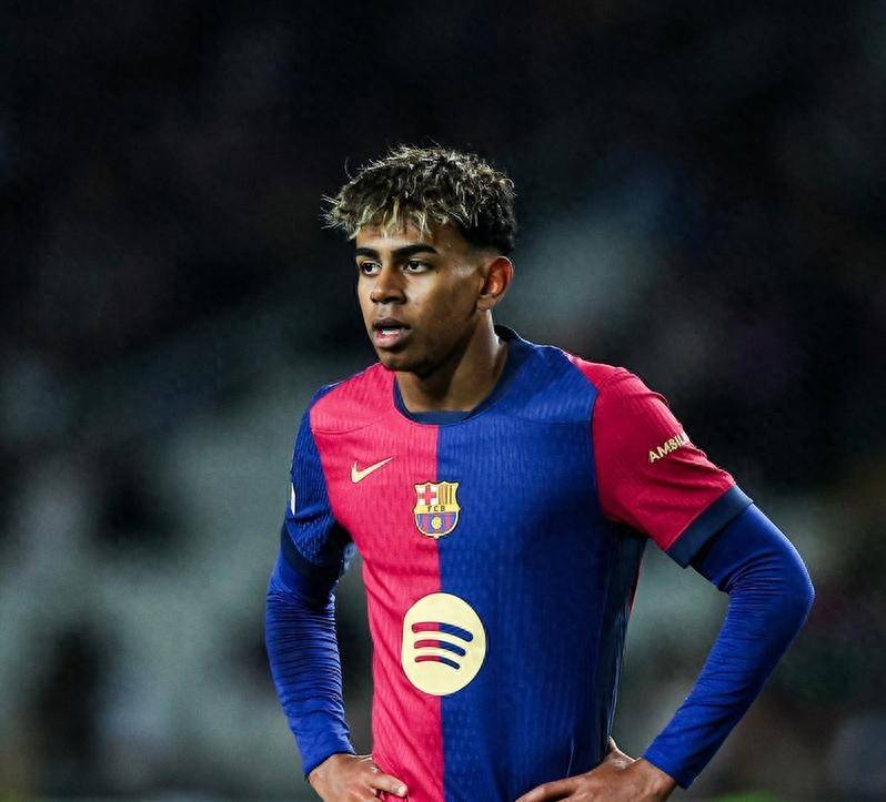 每体：贝尔纳尔将参加加泰队友谊赛，若情况好可能会出战毕包（每体：贝尔纳尔预计参加加泰友谊赛，若状态良好有望出战毕包）