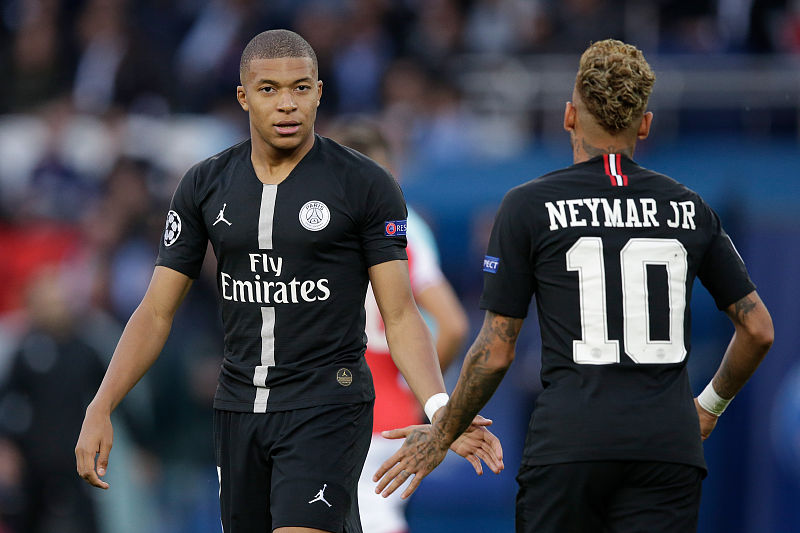 官方：邵佳一出任中国国家男子足球队新任主教练（国足官宣：邵佳一出任新主帅）