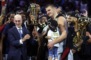 凯恩谈对阵阿森纳：在热刺待了这么久，这场比赛确实有些特殊（凯恩谈阿森纳之战：多年热刺经历让这场比赛格外特别）