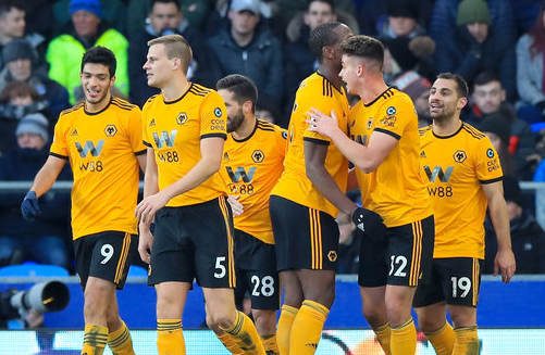 记者：曼联希望姆伯莫12月21日踢完维拉后再去参加非洲杯（记者称：曼联希望姆伯莫踢完12月21日对维拉的比赛再赴非洲杯）